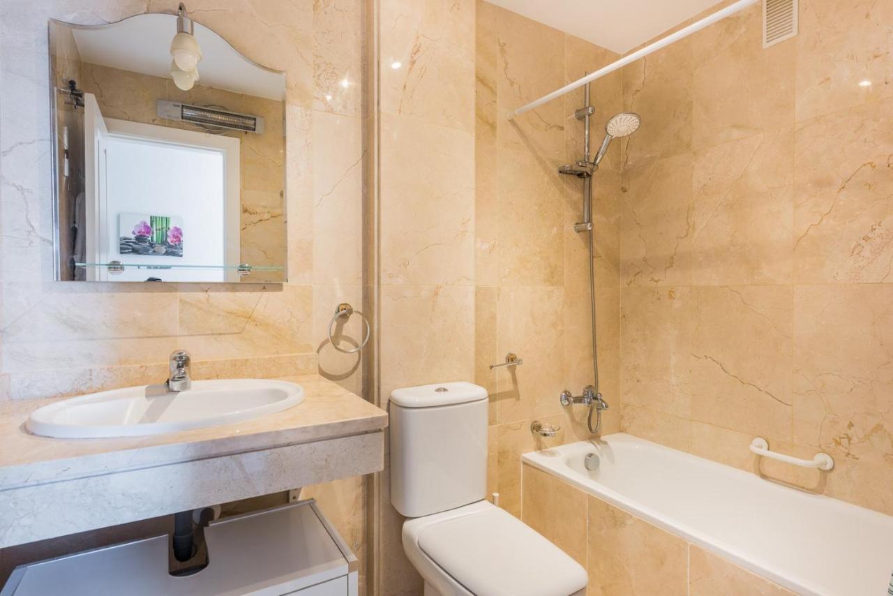 Wonderful Apartment 5 Minutes Flat Walk To The Centre Of لا كالا ذي ميخاس المظهر الخارجي الصورة